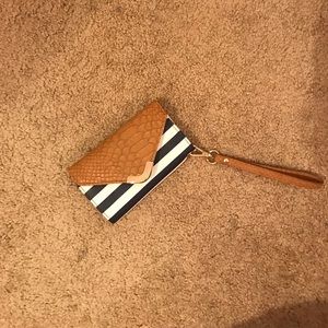 Wristlet perfect for the pool!